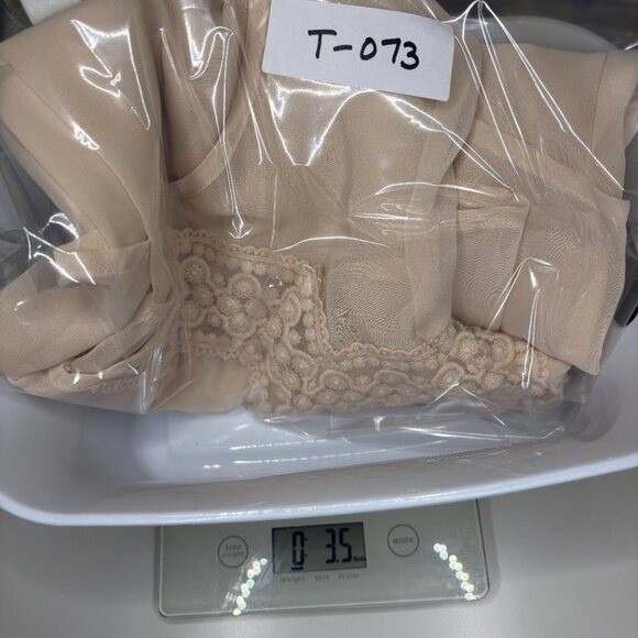 LC Lauren Conrad Womens Dainty Fairy Sheer Lace Top Size XSmall 3/4 Sleeve Boho - Picture 9 of 11